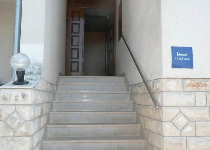 Maver Sveti Filip i Jakov
