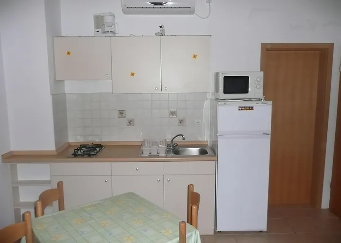 Maver * Sveti Filip i Jakov