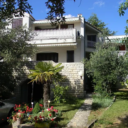 Апартаменты Maver