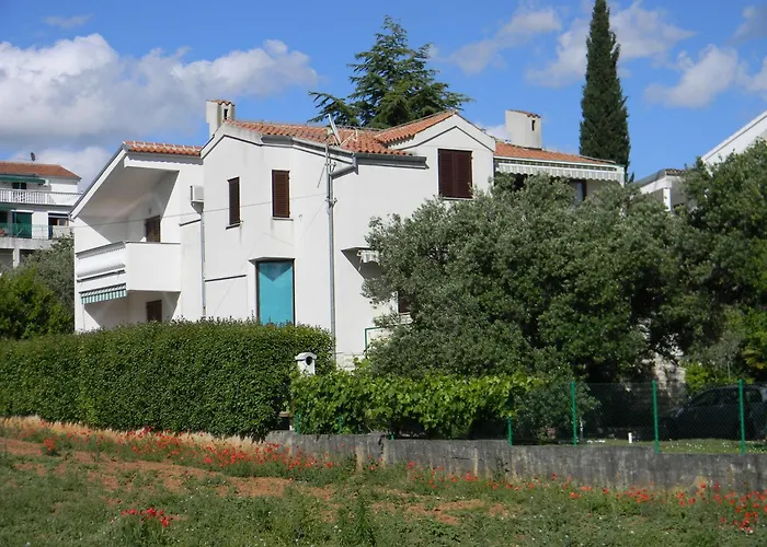 Maver * Свети-Филип-и-Яков