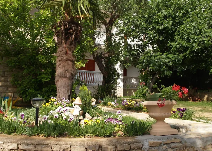 Maver Свети-Филип-и-Яков